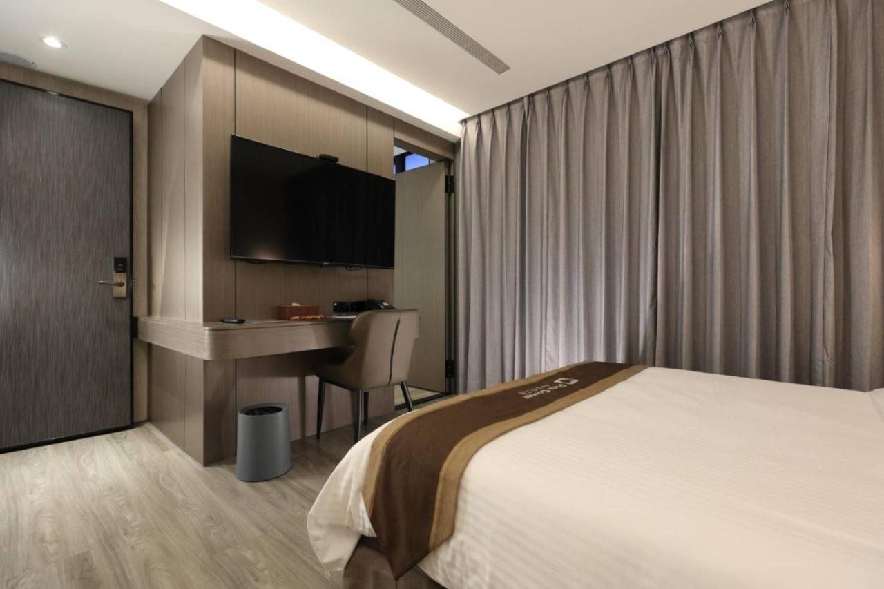 Hualien Pink Corner Hotel Dış mekan fotoğraf