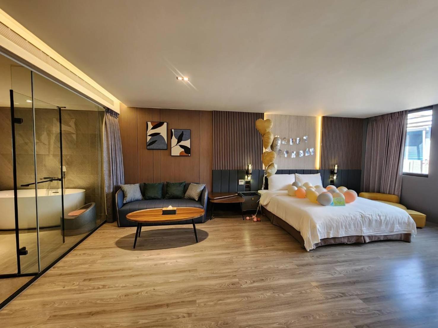 Hualien Pink Corner Hotel Dış mekan fotoğraf