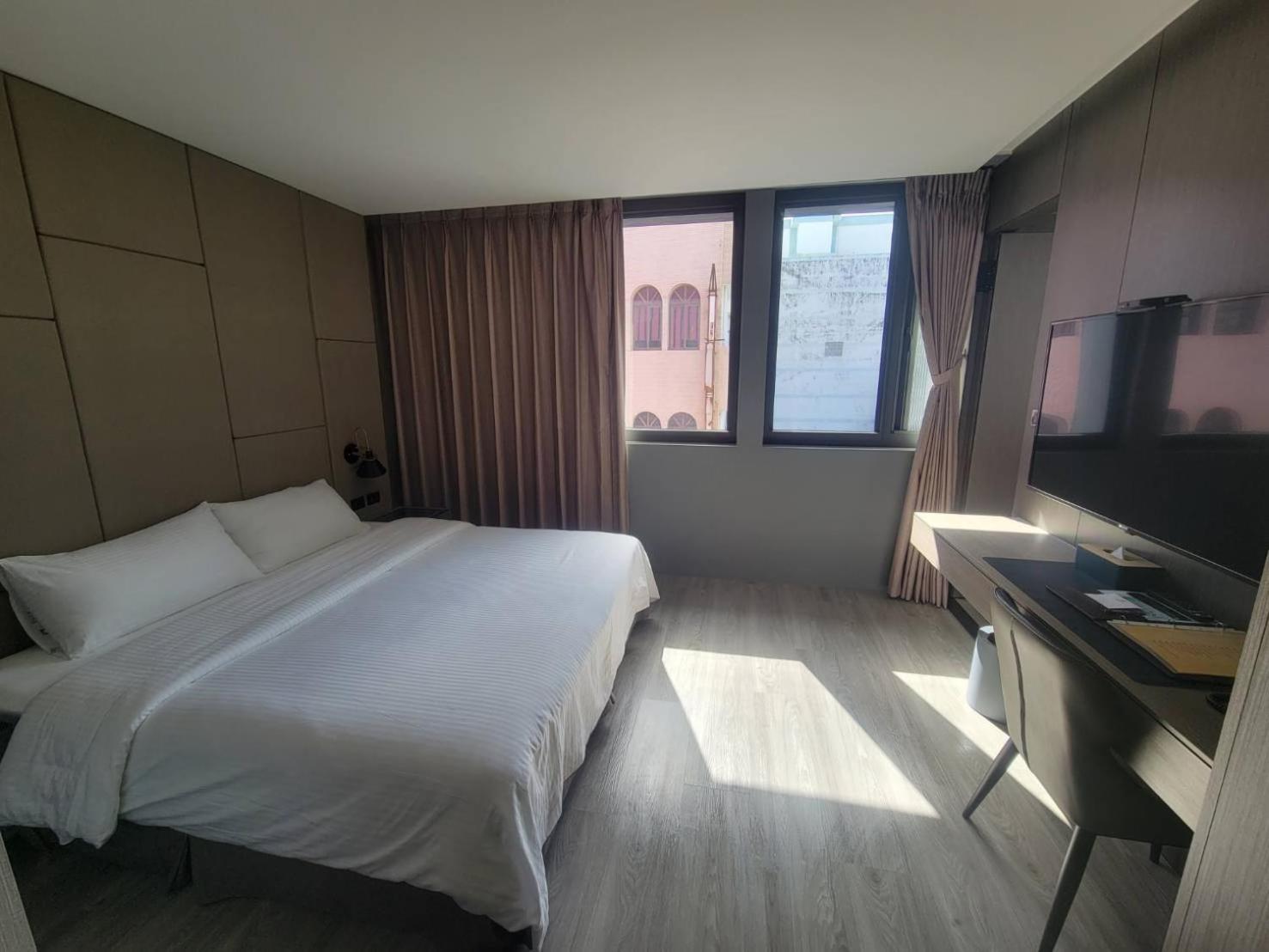 Hualien Pink Corner Hotel Dış mekan fotoğraf