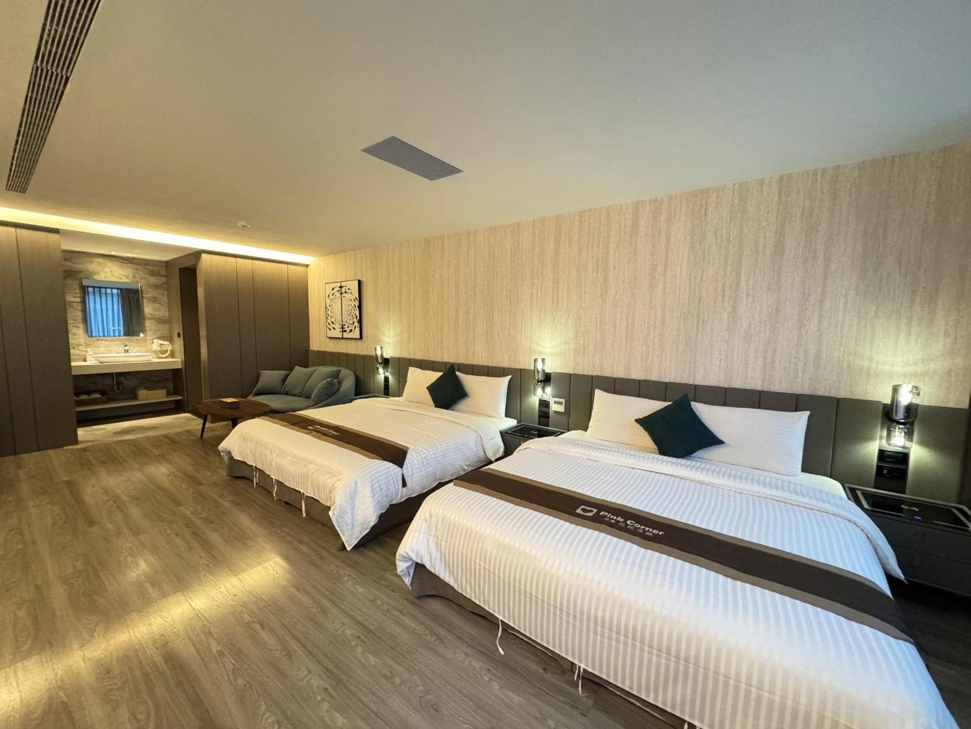 Hualien Pink Corner Hotel Dış mekan fotoğraf
