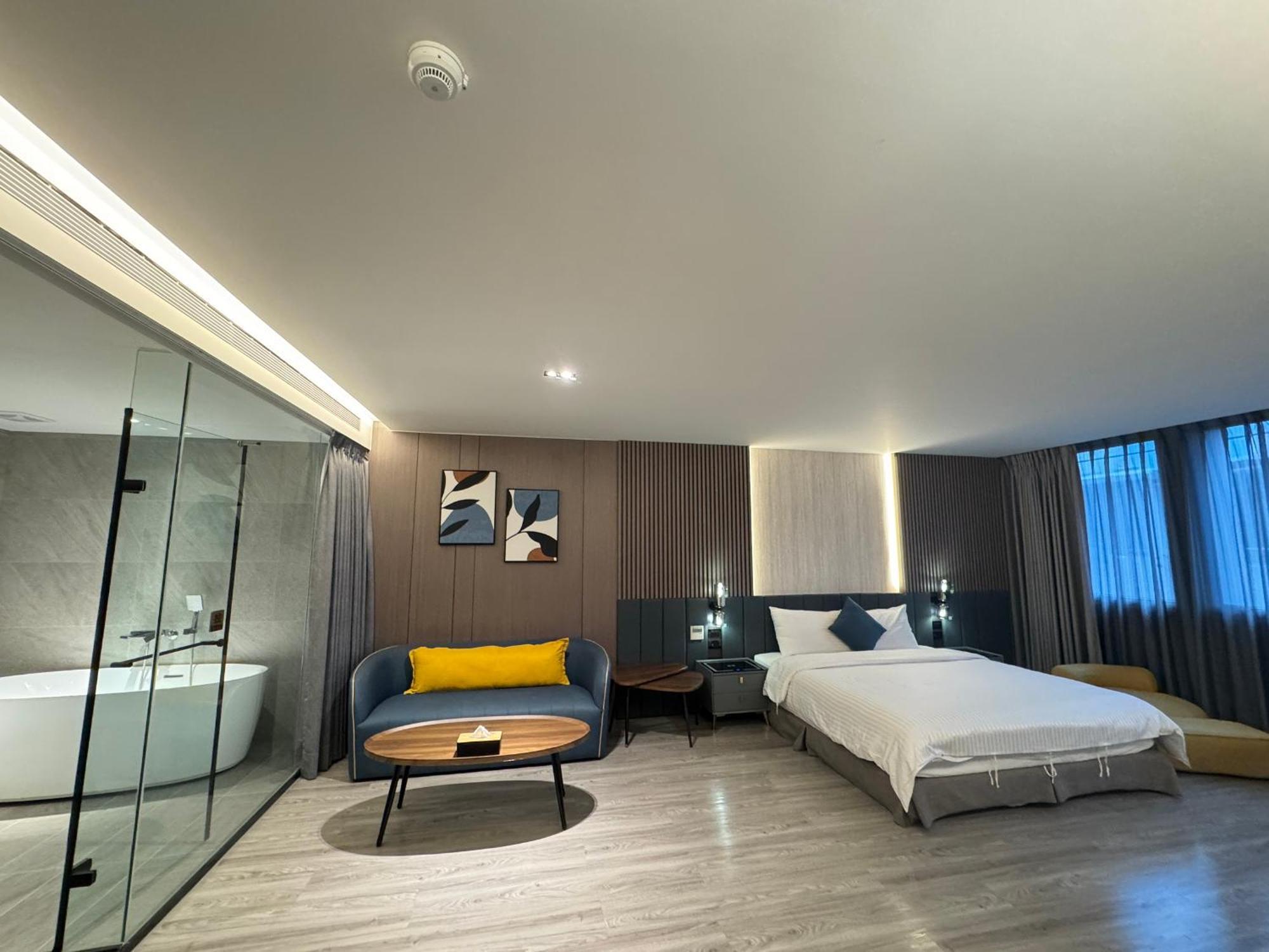 Hualien Pink Corner Hotel Dış mekan fotoğraf